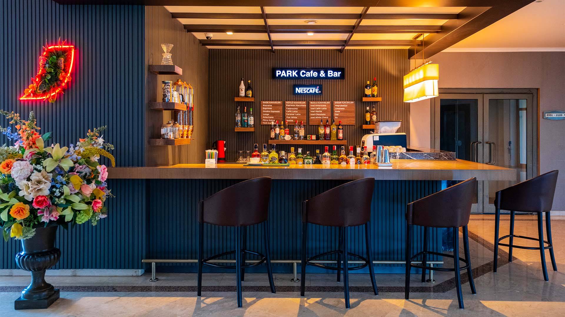 PARK LOBBY BAR